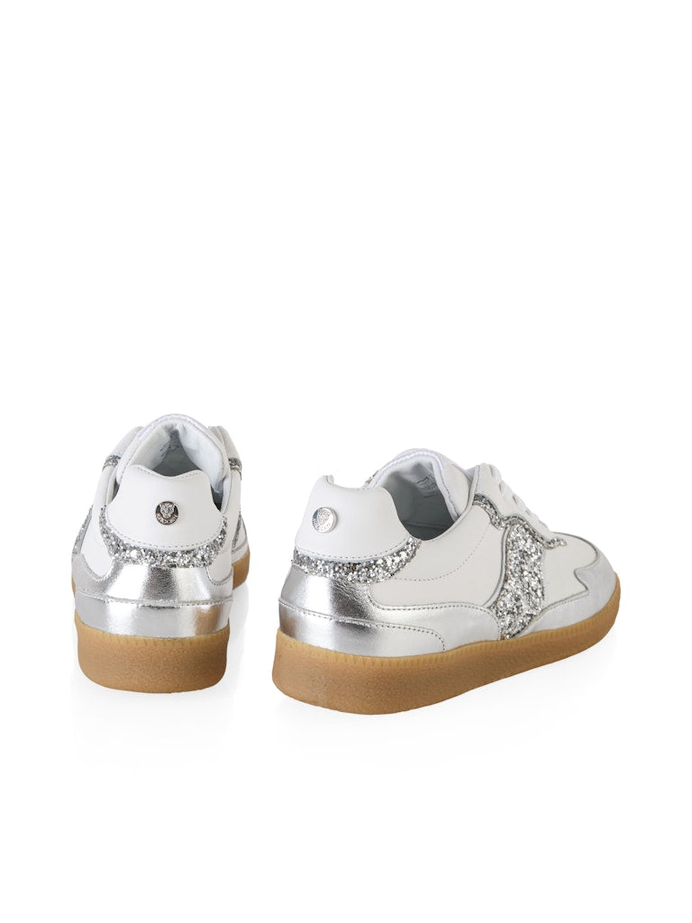Sneaker mit Glitzer