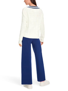 Pullover mit Zopfmuster