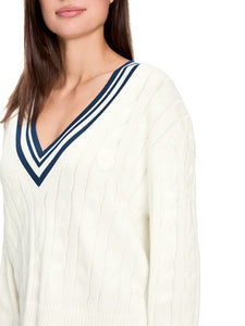 Pullover mit Zopfmuster