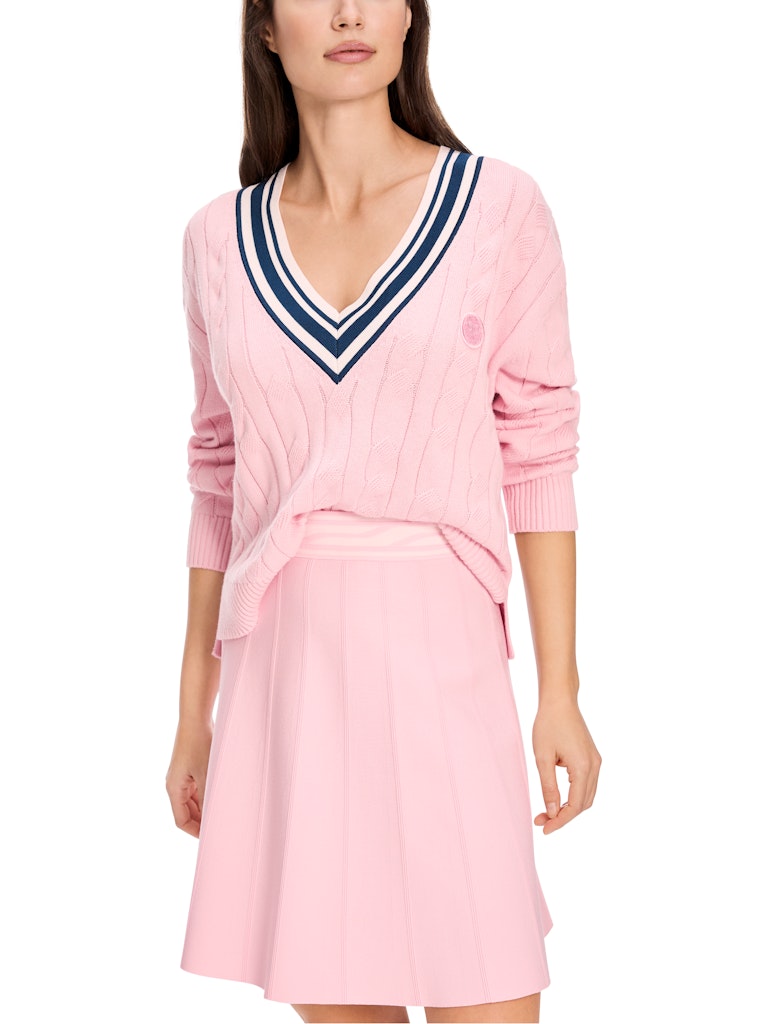 Pullover mit Zopfmuster