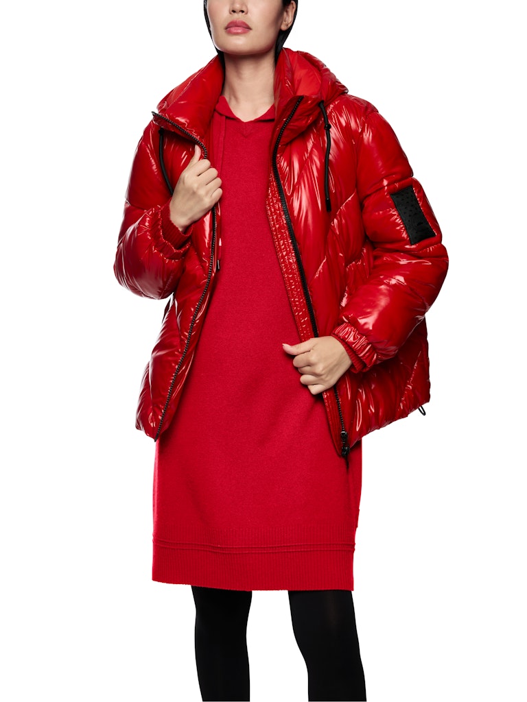 Feinstrickkleid mit Kapuze