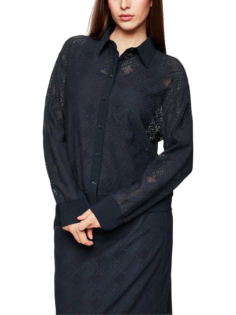 Bluse aus Lochspitze