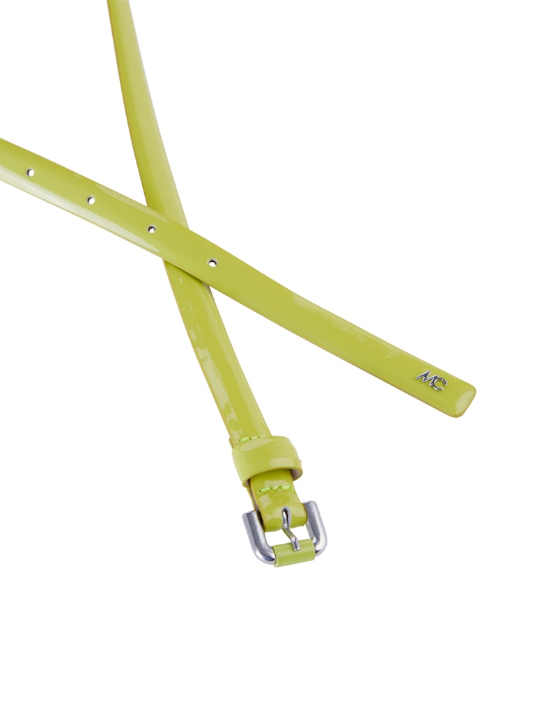 Schmaler Gürtel aus Lackleder