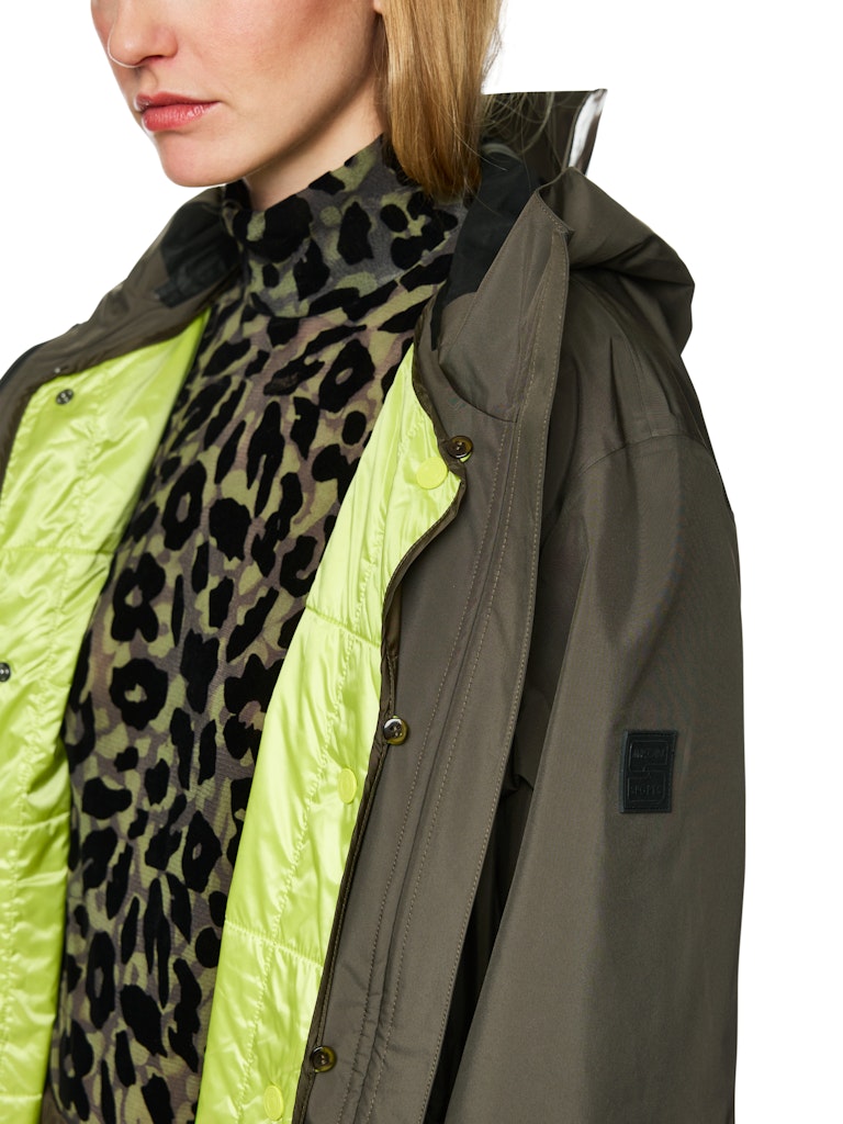 Outdoor Jacke mit Kordelzug