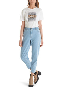 Jeans "Rethink Together"