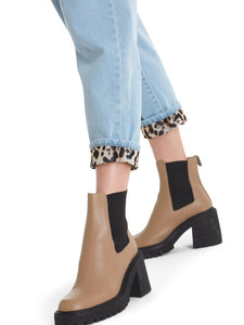 Jeans "Rethink Together"
