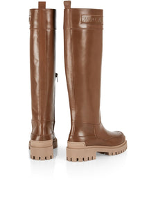 Lederstiefel mit Profilsohle