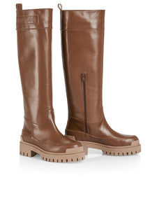 Lederstiefel mit Profilsohle