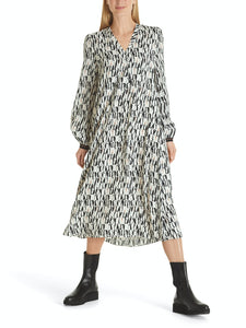 Kleid in Maxilänge