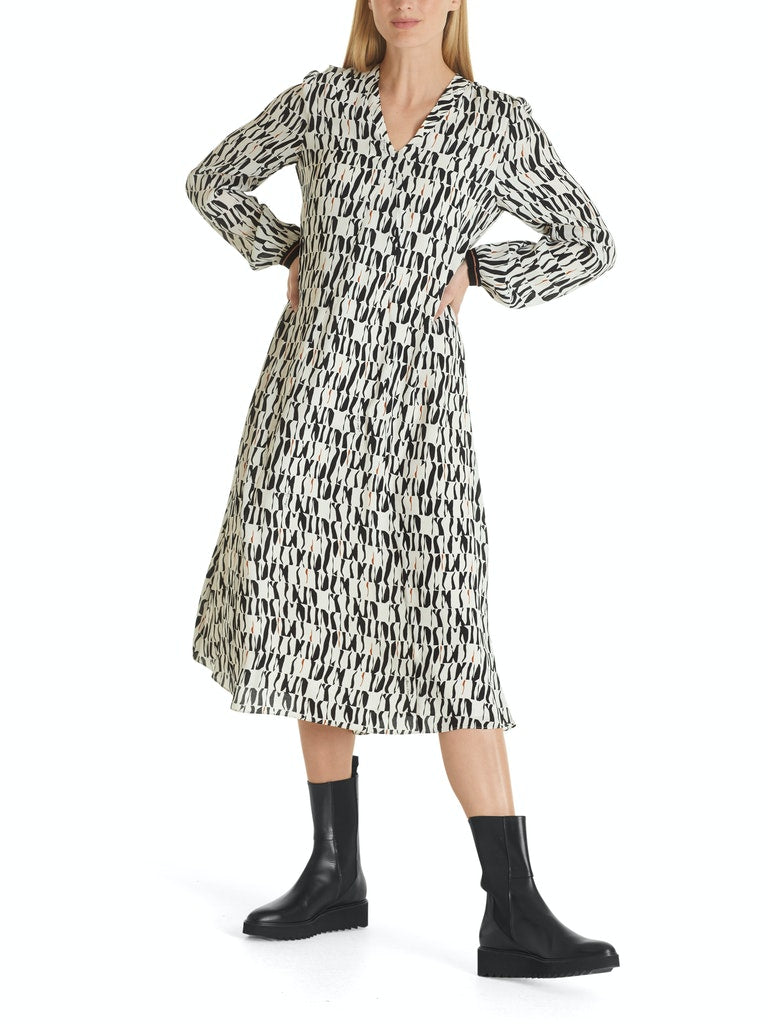 Kleid in Maxilänge