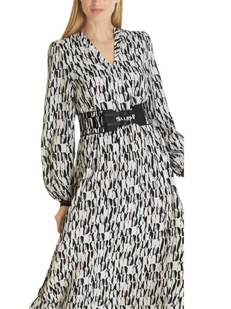 Kleid in Maxilänge