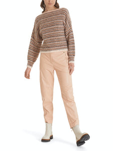 Pullover gestrickt in Deutschland