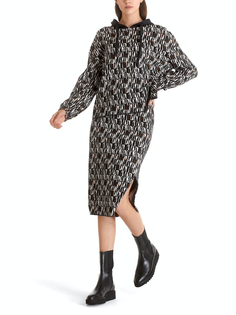 Strickpullover mit Kapuze
