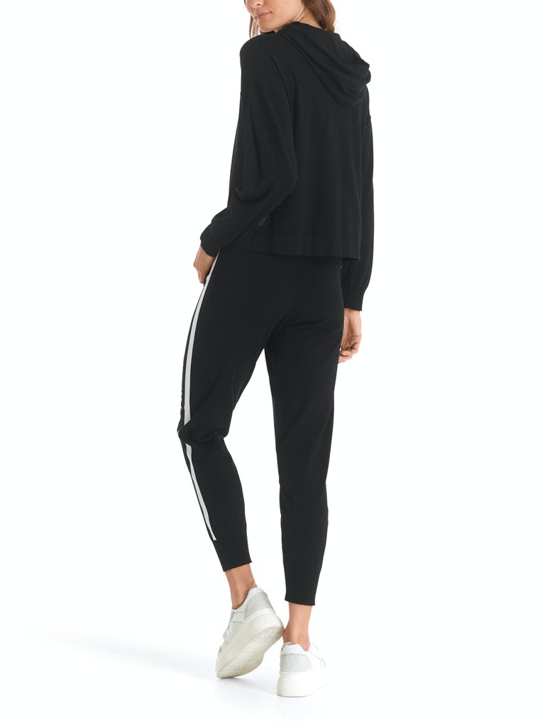 Pullover mit Kontrastfarbstreifen